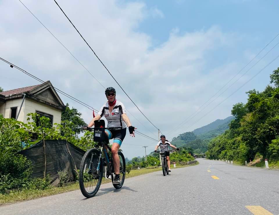 Cycling Across Vietnam from South to North: The Ultimate Adventure